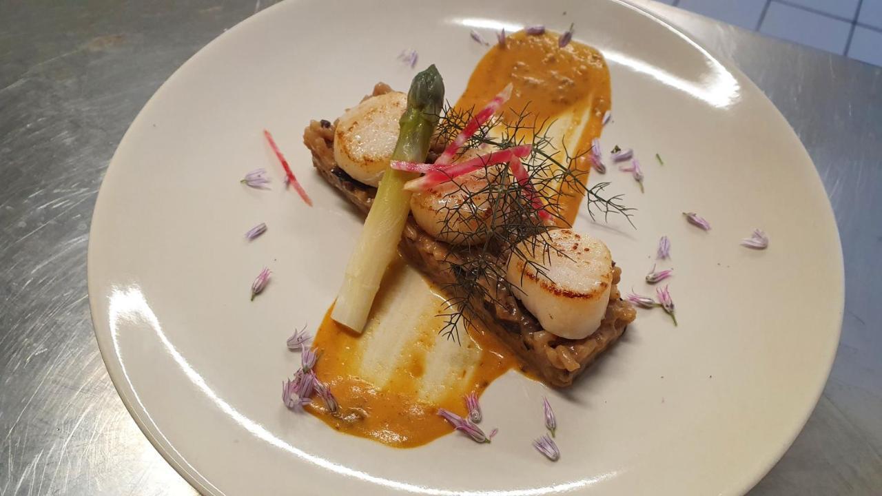 Logis Hotel Restaurant Le Domaine De L'Eau Vive Largentière Eksteriør billede