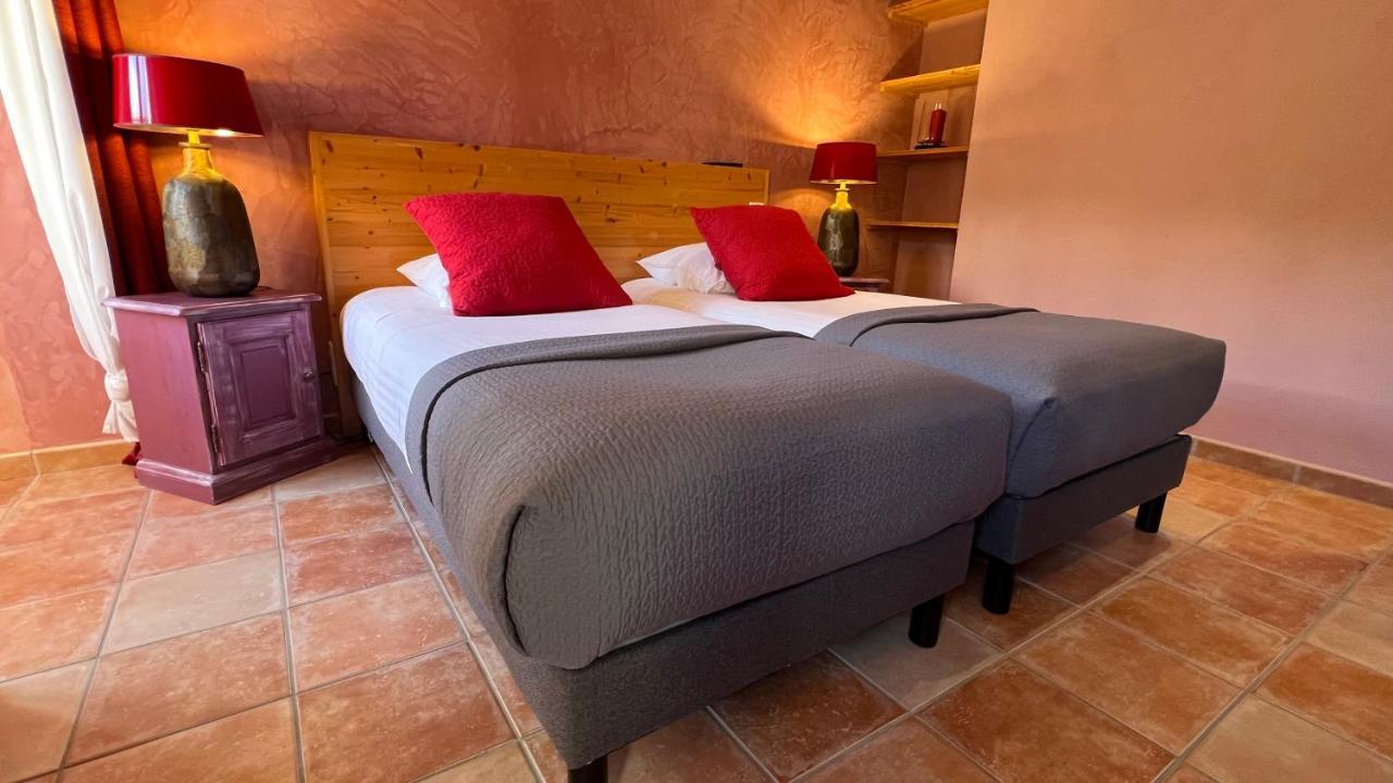 Logis Hotel Restaurant Le Domaine De L'Eau Vive Largentière Eksteriør billede