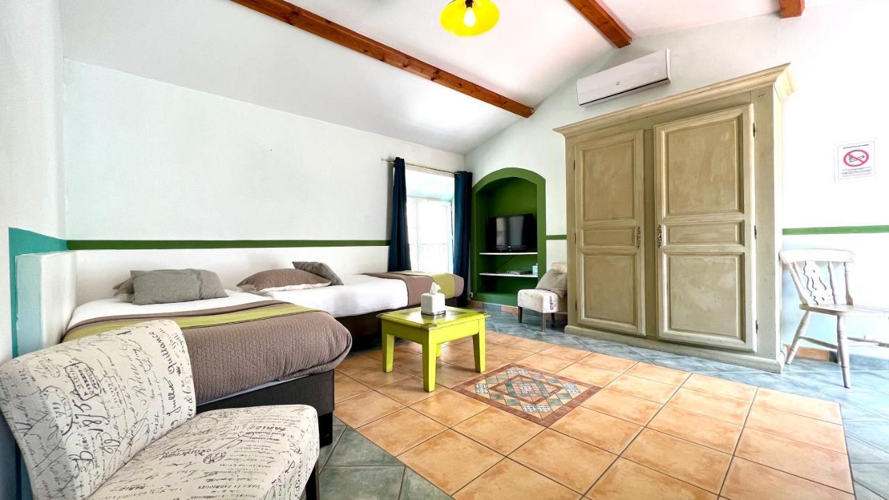 Logis Hotel Restaurant Le Domaine De L'Eau Vive Largentière Eksteriør billede