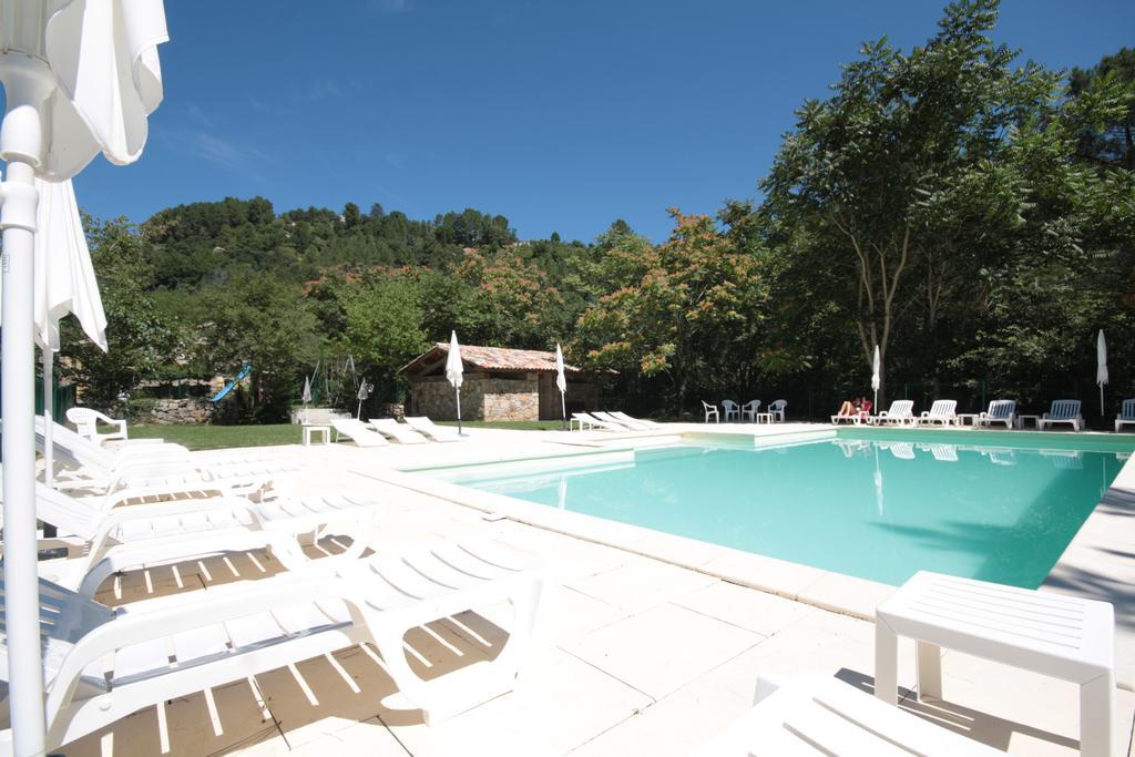 Logis Hotel Restaurant Le Domaine De L'Eau Vive Largentière Eksteriør billede